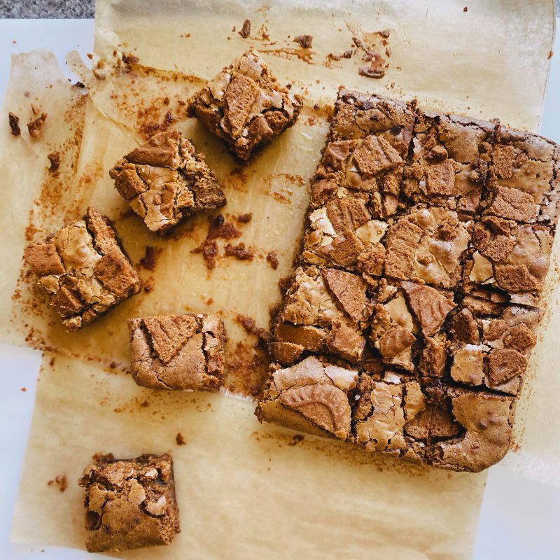 Biscoff Chocolate Chip Blondies 3